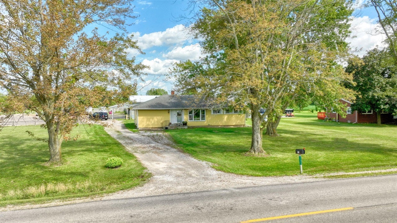 11024 Dennison Road — photo