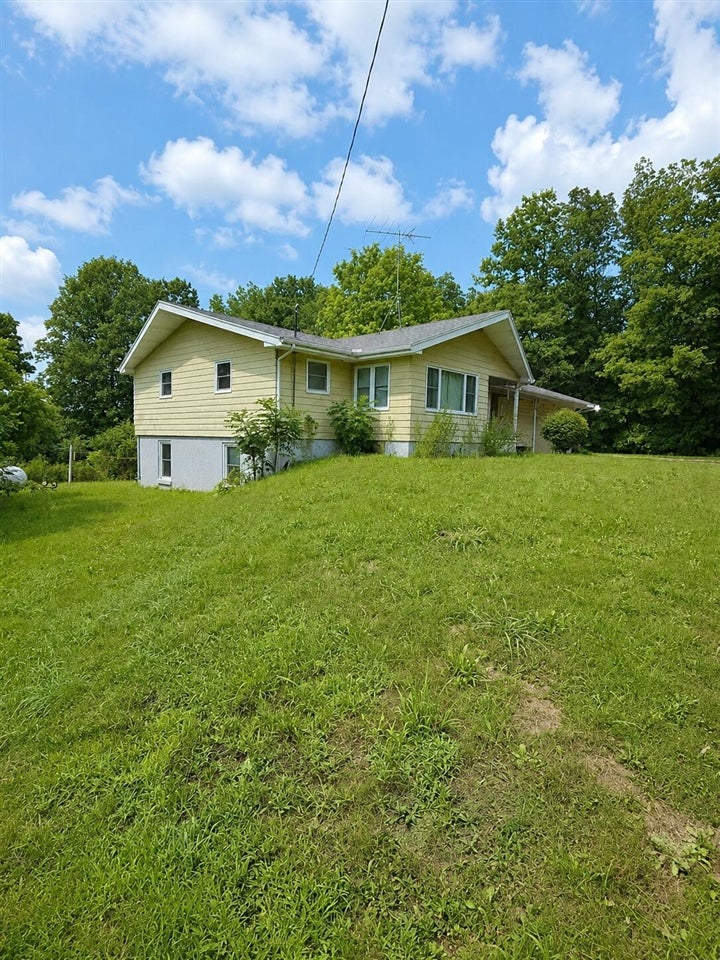 12215 Leonard Road — photo