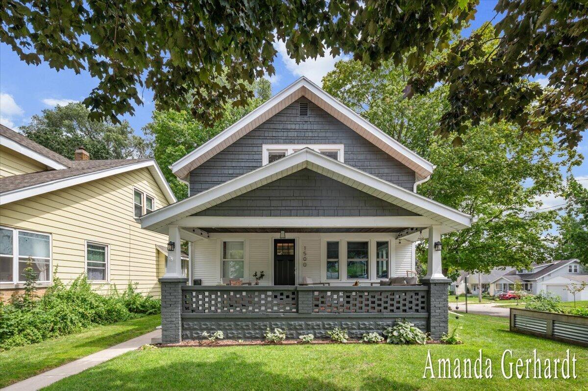 1500 Powers Avenue — photo