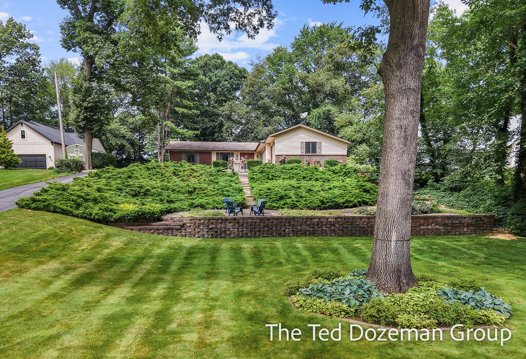 4517 Scenic Drive — photo