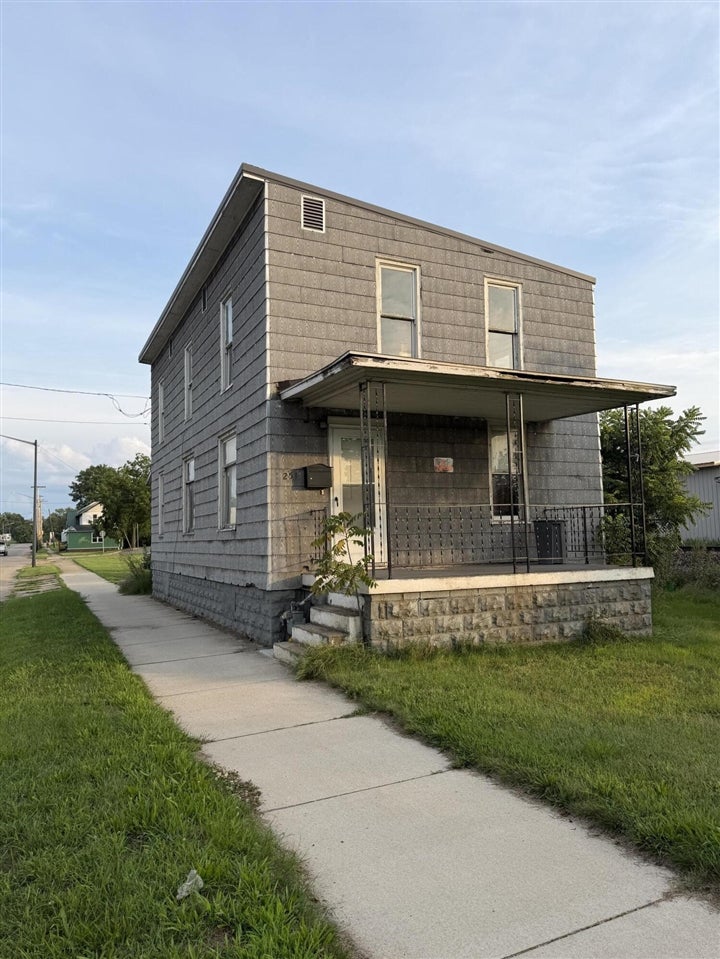 251 S Main Street — photo