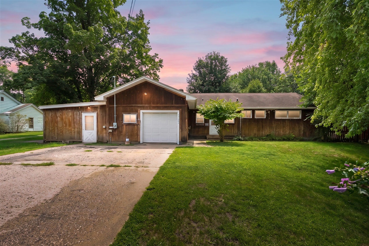 53683 Co Rd 388 — photo