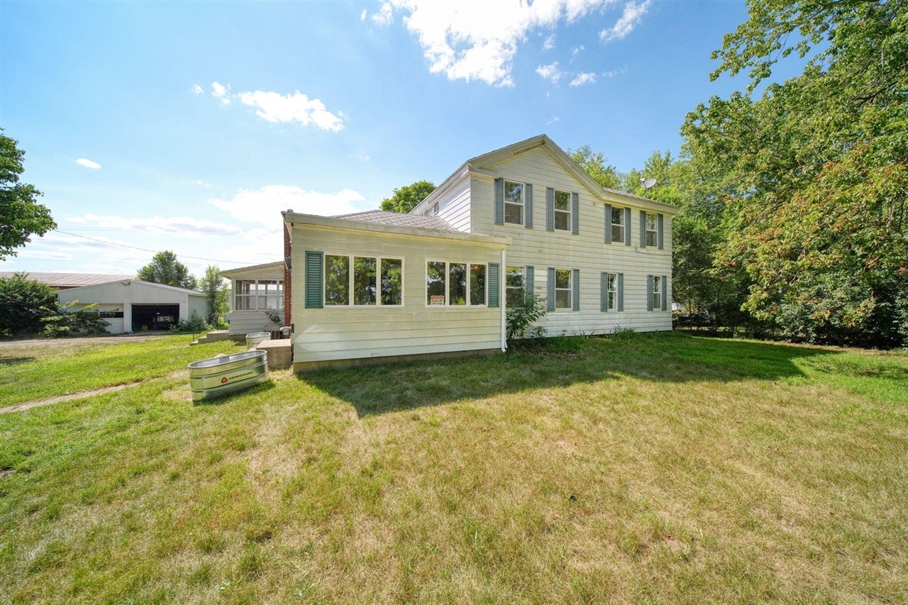2340 Wolf Lake Road — photo