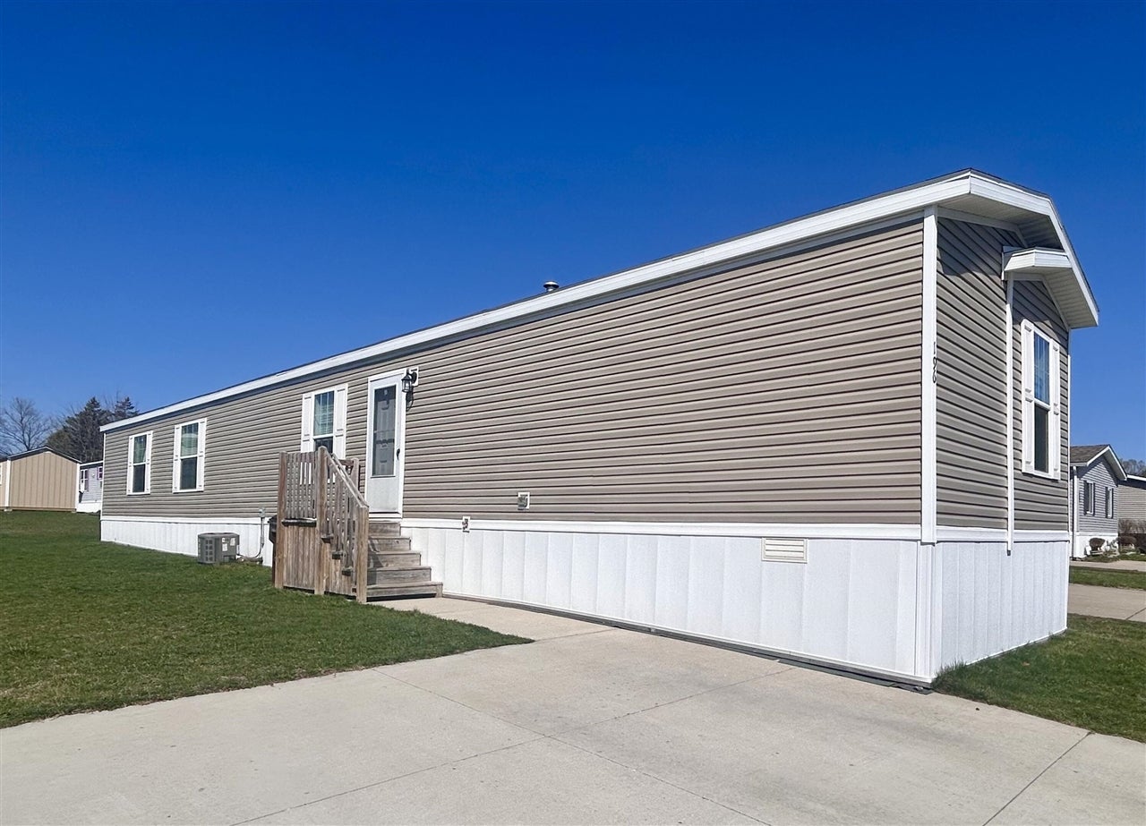 2835 S Wagner Road 196 — photo