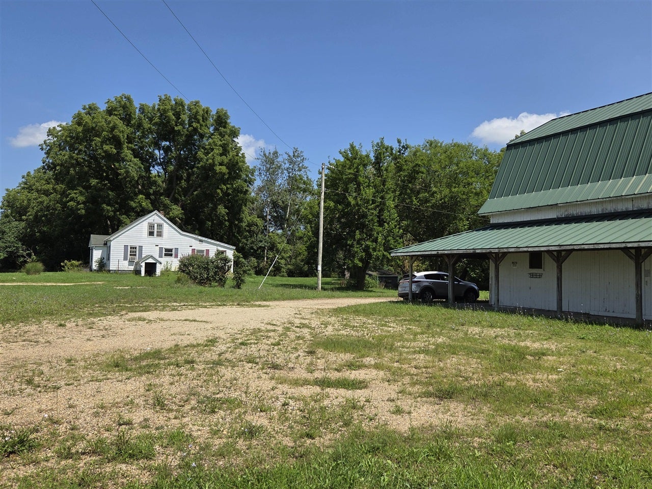 30369 M 40 — photo