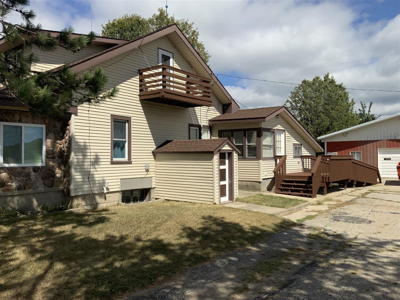 4984 N State Road — photo