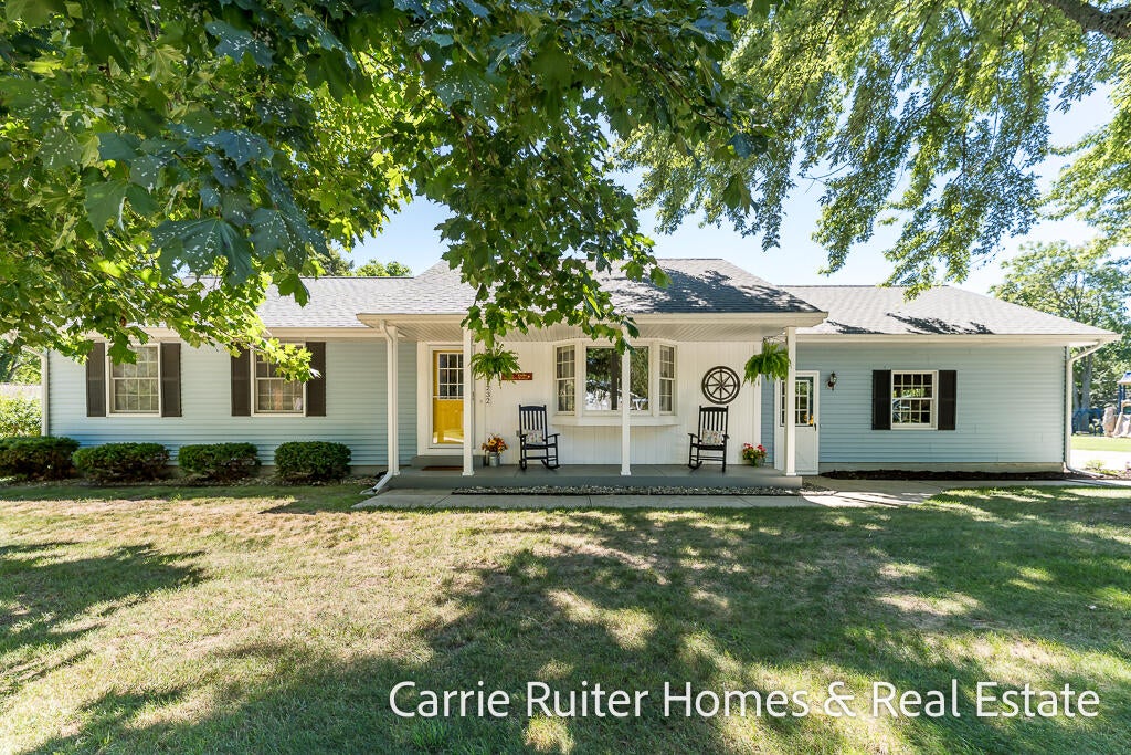17232 W Spring Lake Road — photo