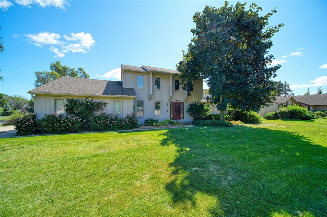 5685 E Silo Ridge Drive — photo