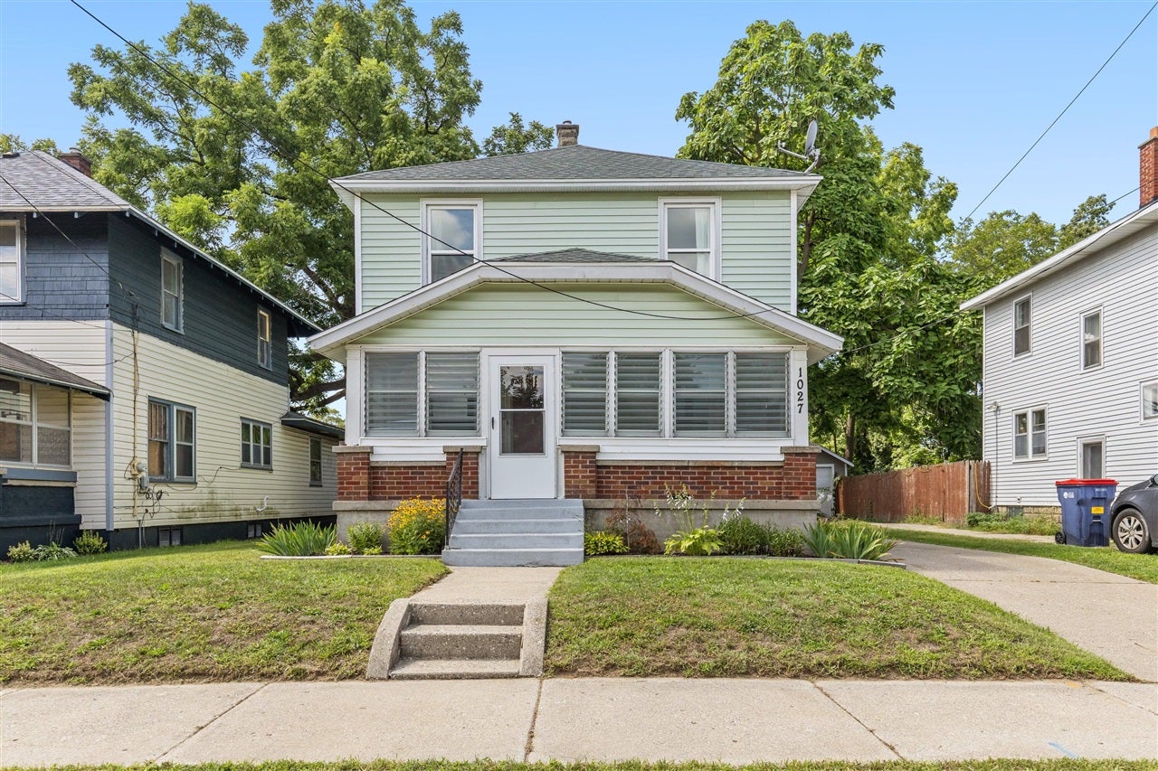 1027 Dallas Avenue — photo