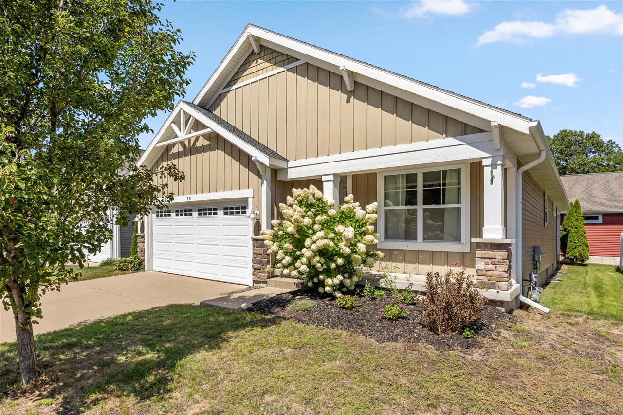 331 Rachaels Way, Spring Lake, MI 49456 — photo 2