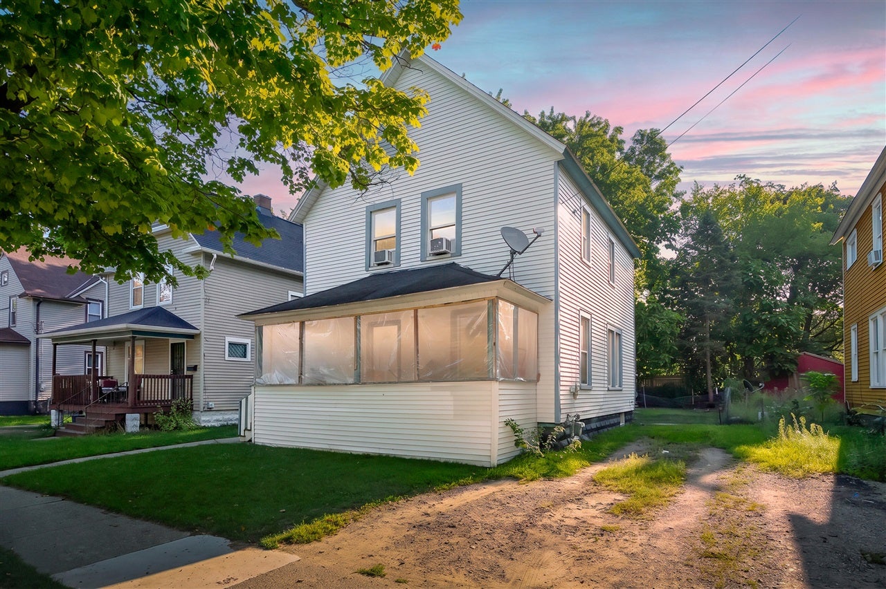 1703 Fair Street — photo