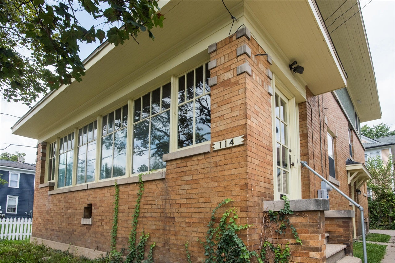 114 W Vine Street — photo