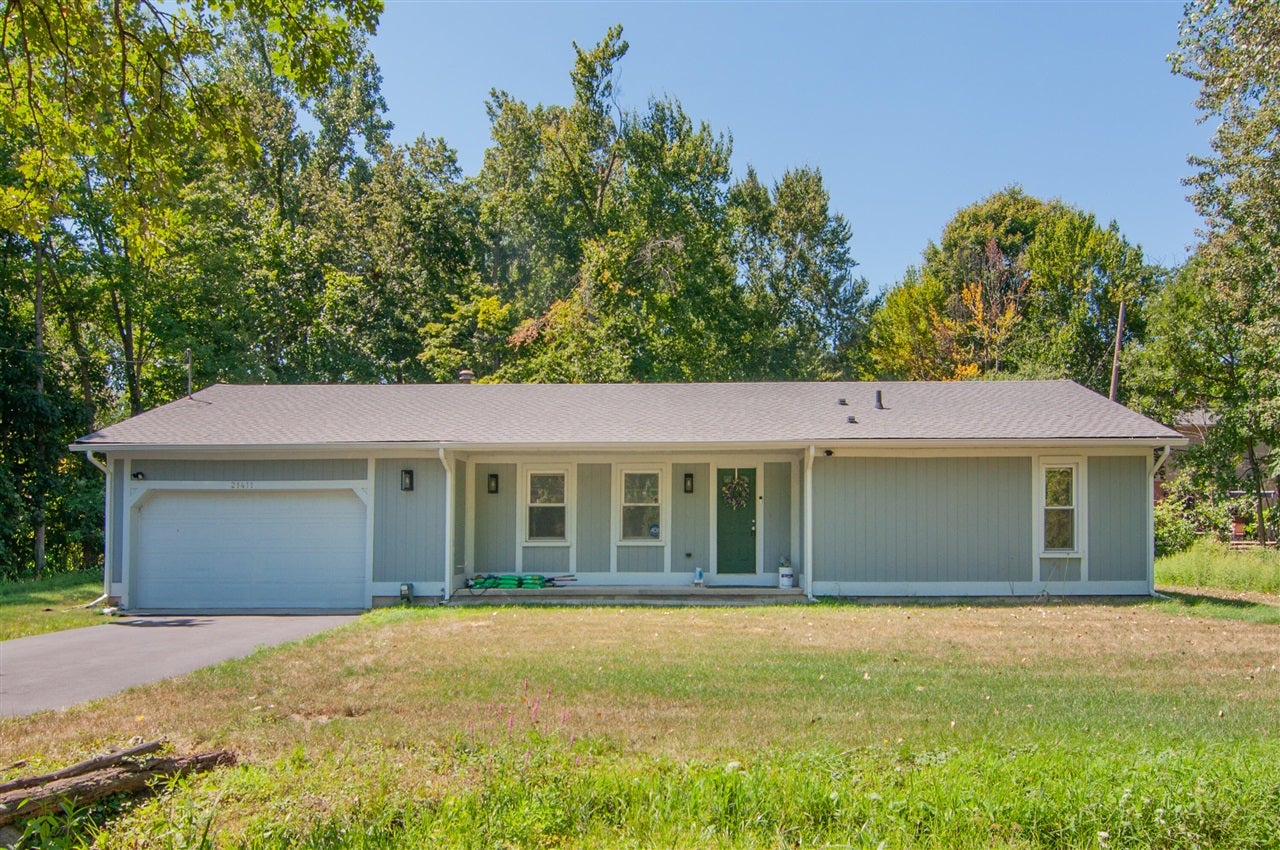 21411 Orchard Lake Road — photo
