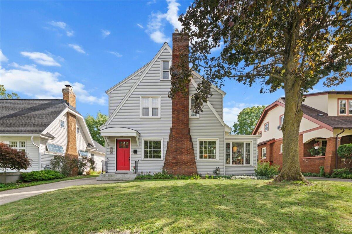 264 Hobart Street — photo