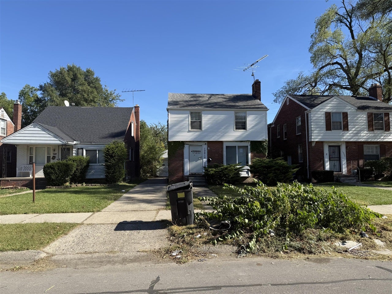 10812 Balfour Road — photo