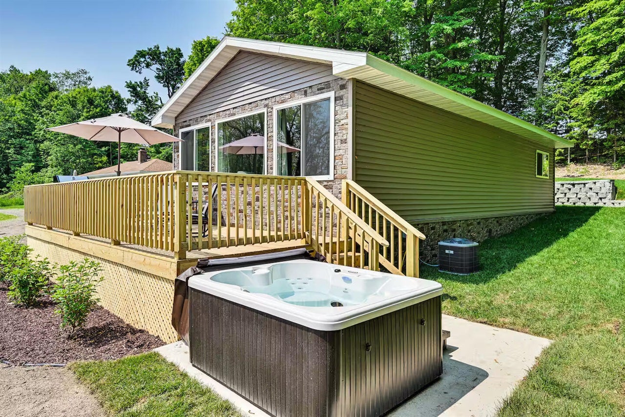 48781 Rush Lake Road — photo