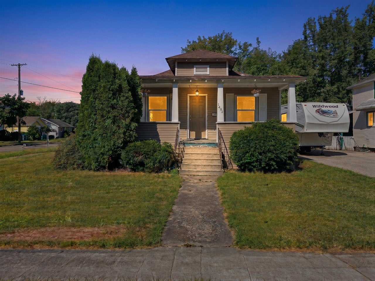 1803 N Clinton Street — photo