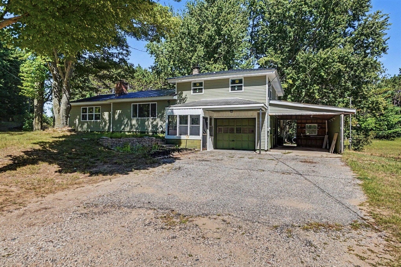 1012 N Evergreen Drive — photo