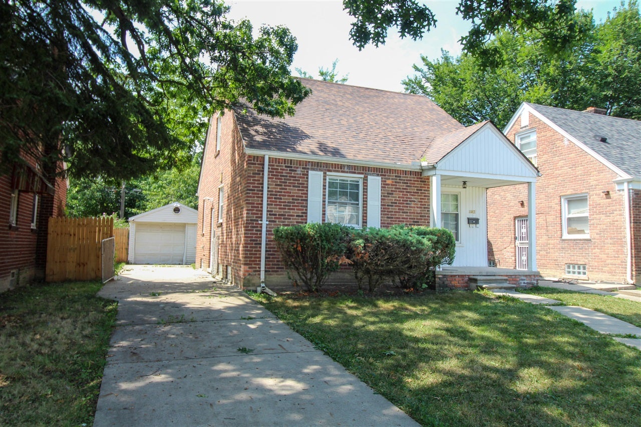 6165 Farmbrook Street, Detroit, MI 48224 — photo 2