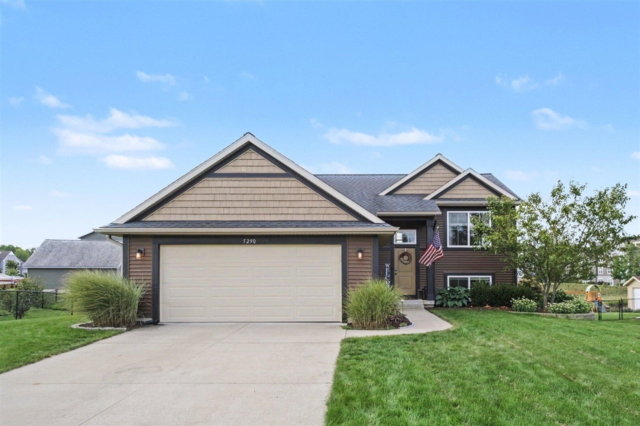 5290 Crestfield Lane — photo
