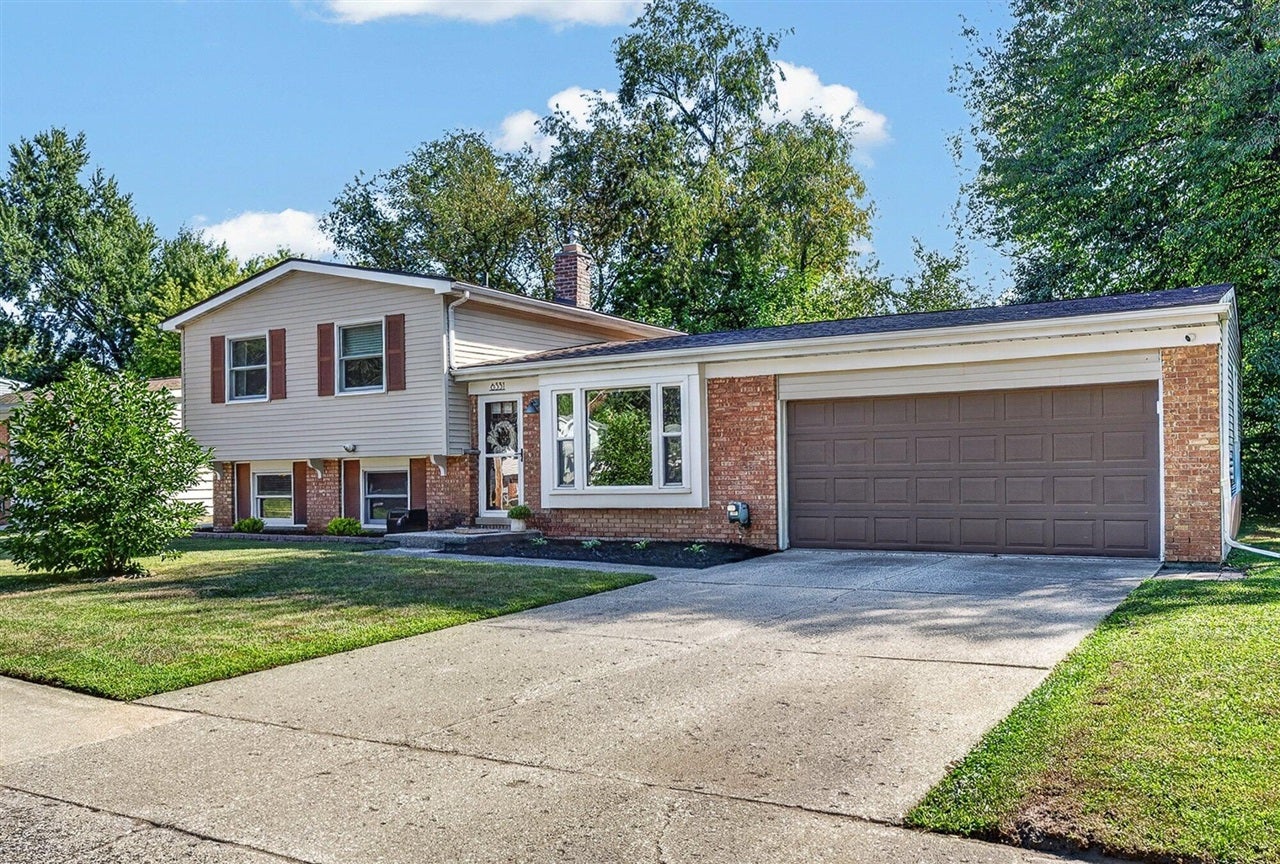 6331 Avon Street — photo