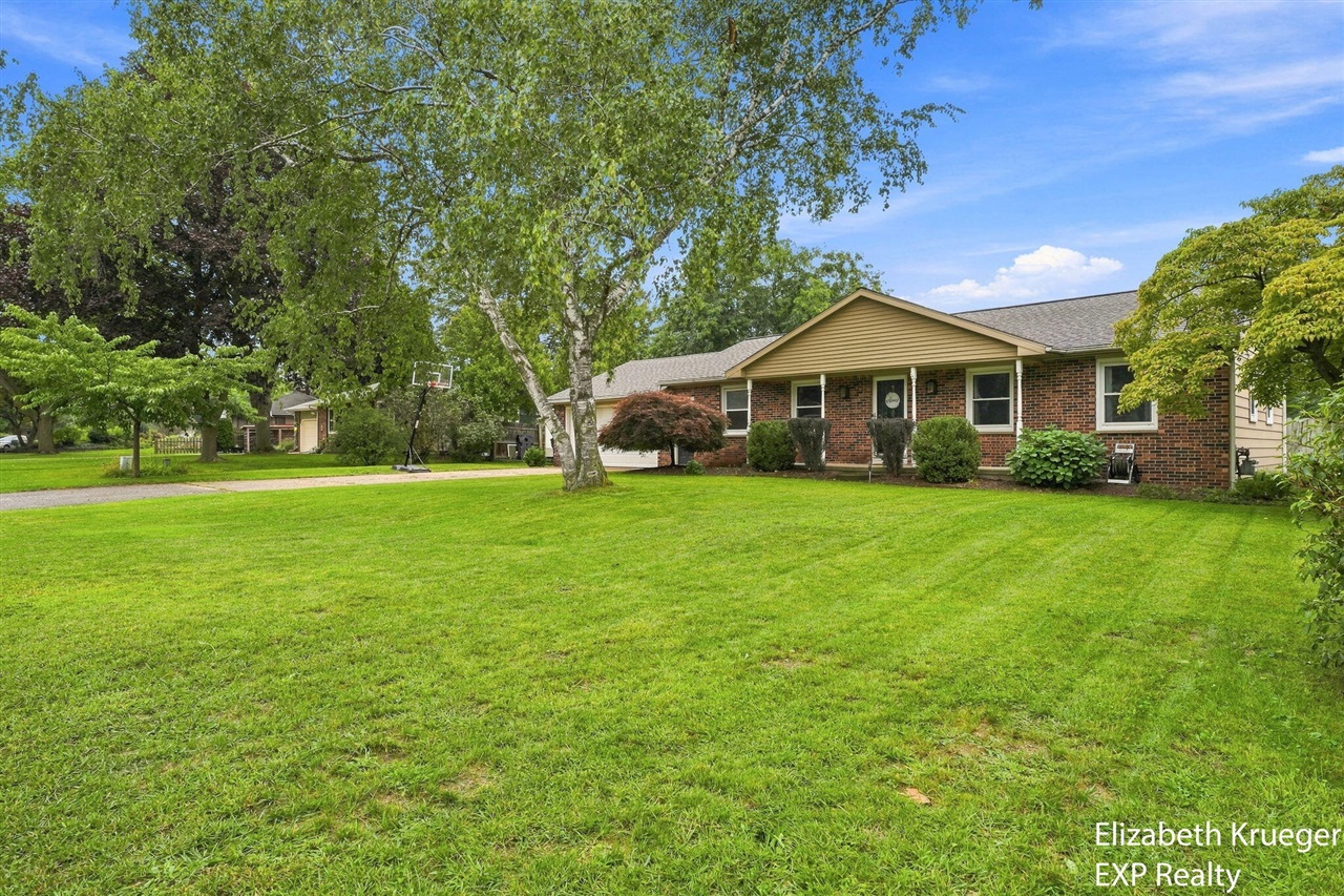 1502 Ridgewood Drive, Jenison, MI 49428 — photo 2