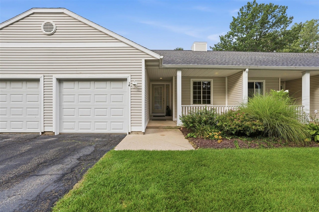 14 W Scotts Drive 11 — photo
