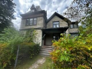 723 Sheridan Avenue — photo