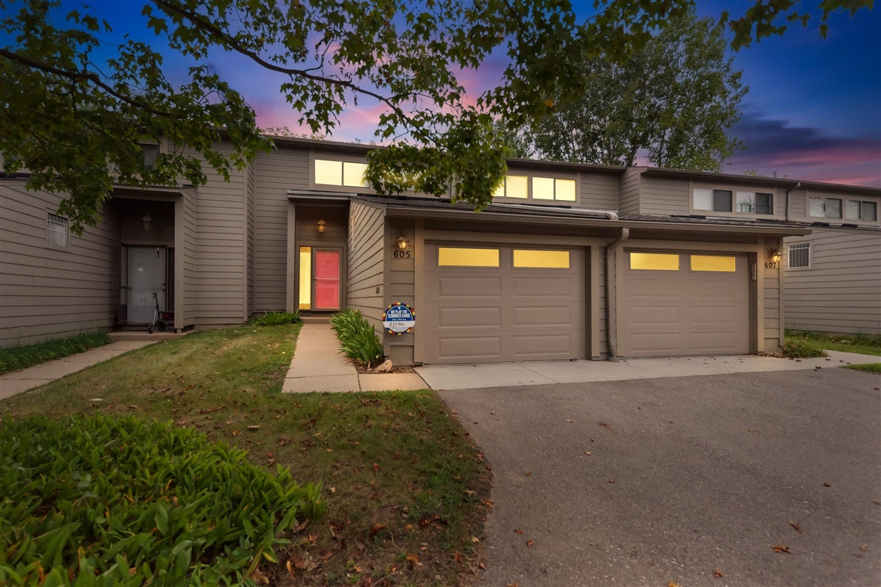 605 Watersedge Drive — photo