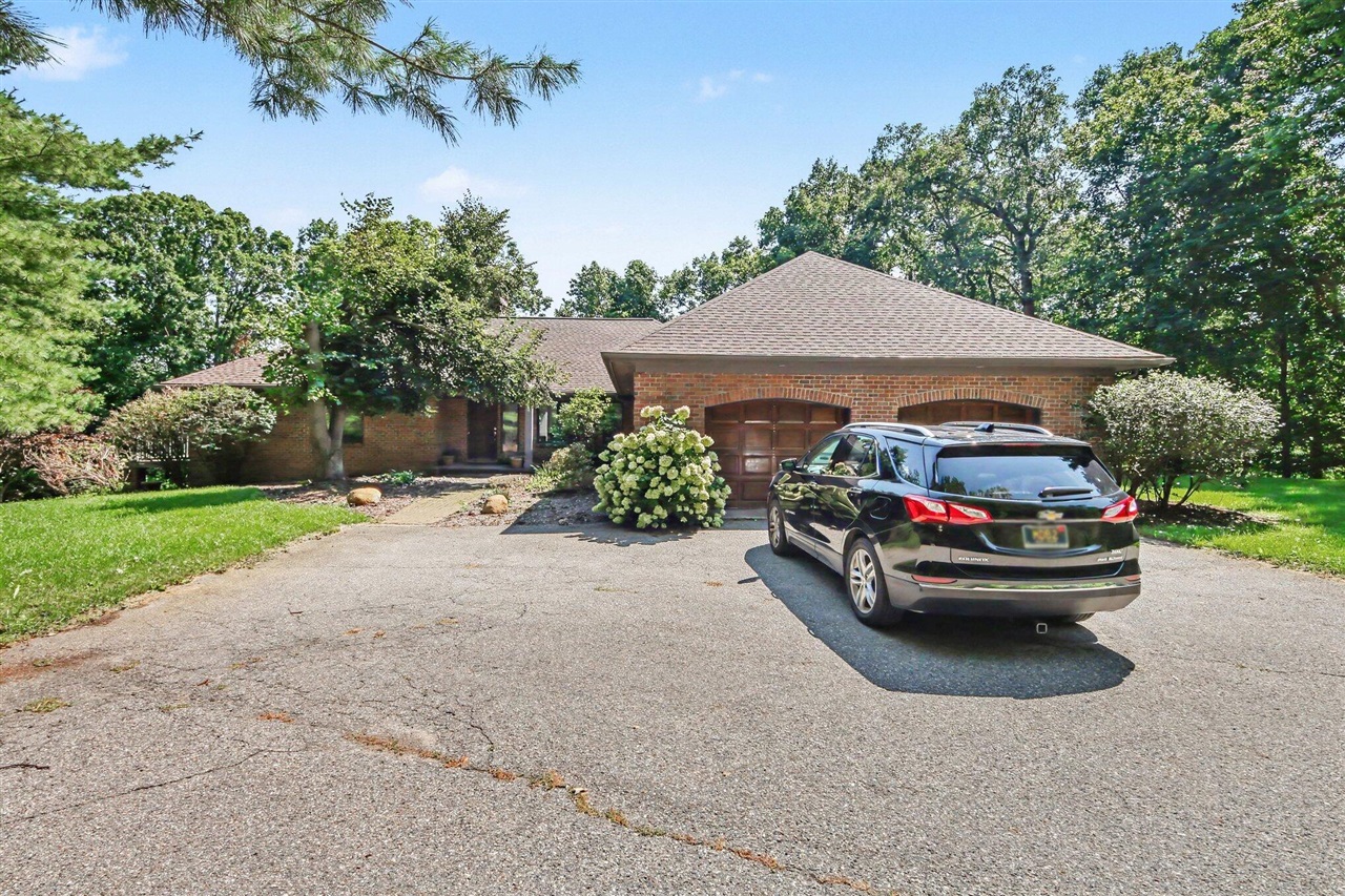 5075 Spring Ridge Drive, Ada, MI 49301 — photo 3