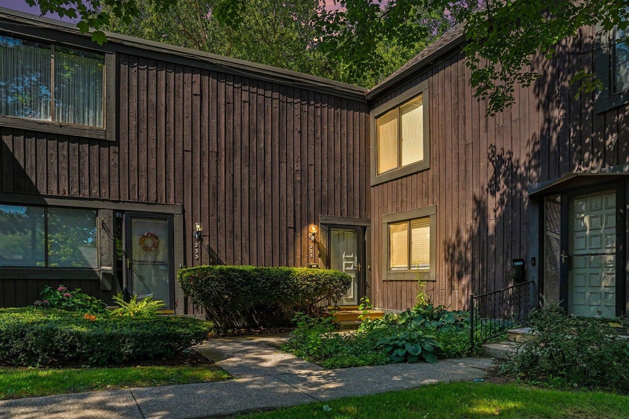 235 Durness Court — photo