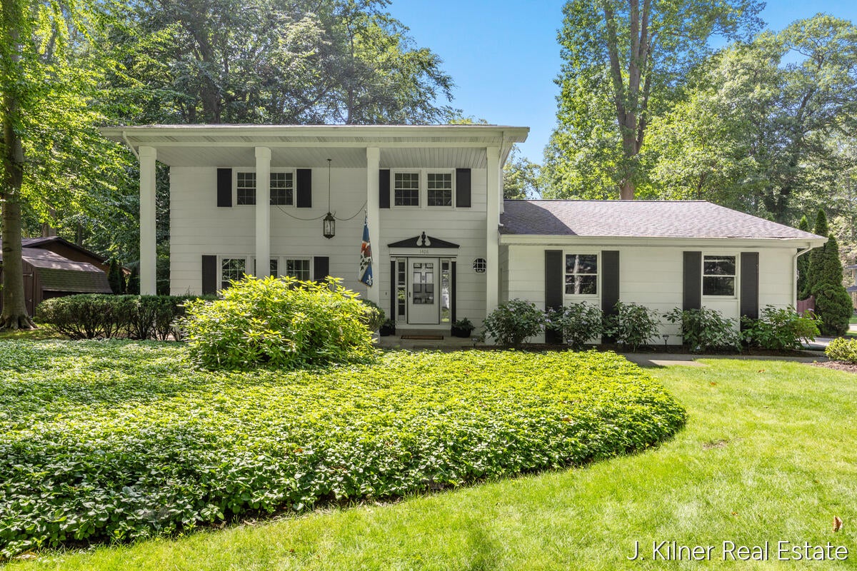 1408 Seminole Drive — photo