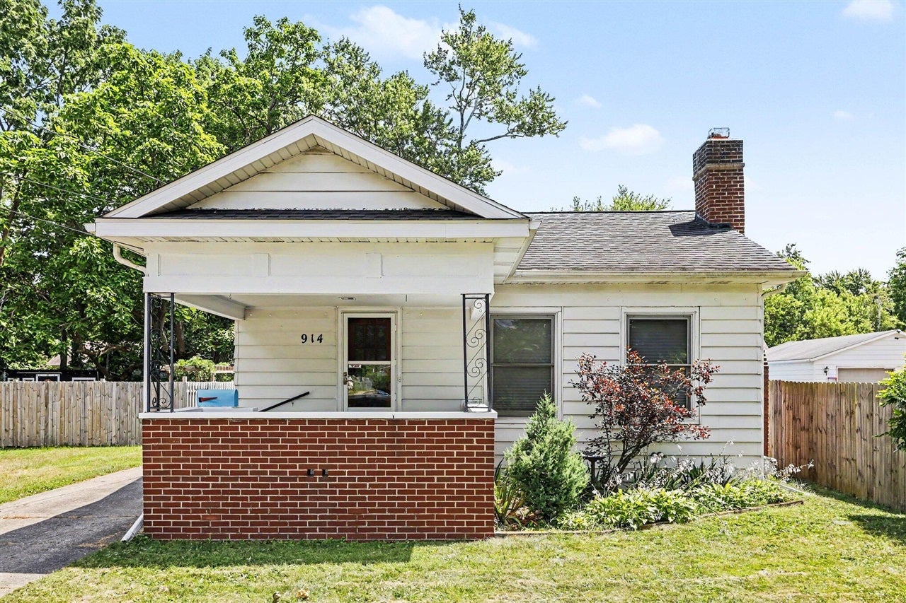 914 Dayton Avenue — photo