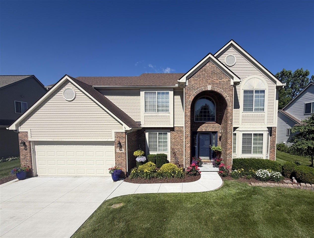 5994 Cedar Ridge Drive — photo