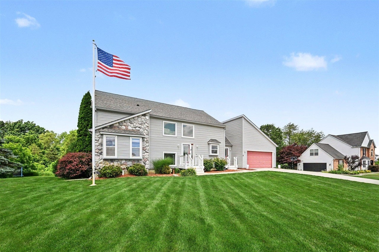 4234 Lori Lynn Lane — photo