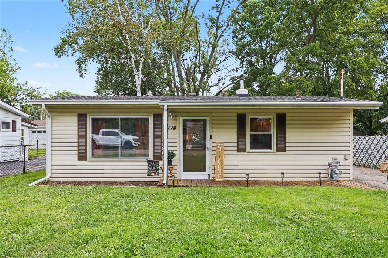 174 Bradley Street — photo
