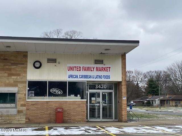 3420 E Main Street — photo