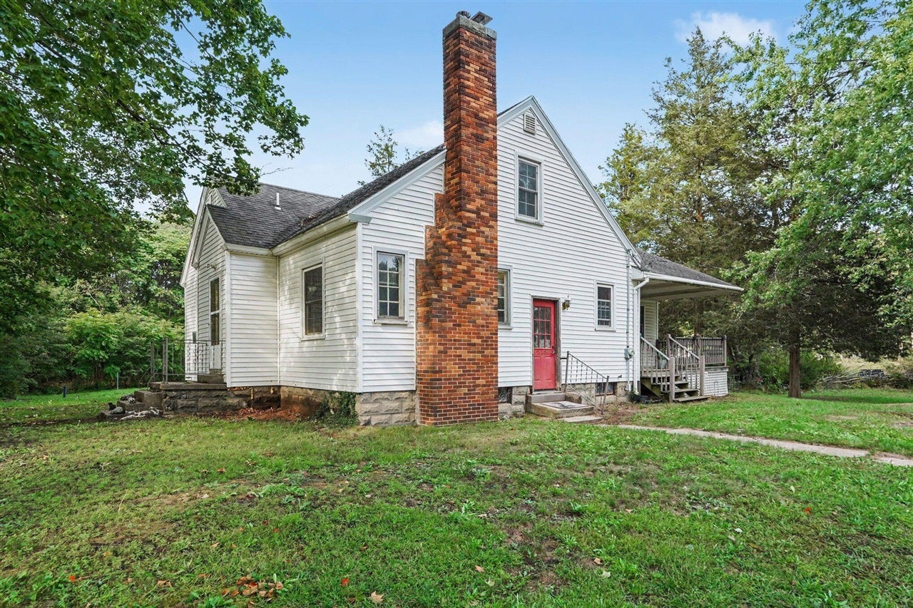 6516 Martin Road — photo