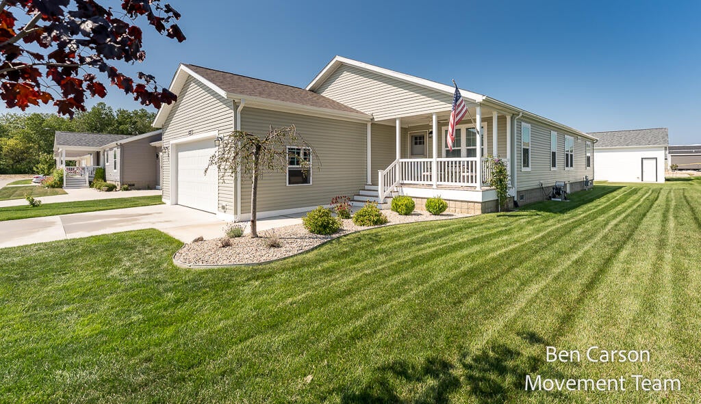 5227 Floral Wood Lane — photo