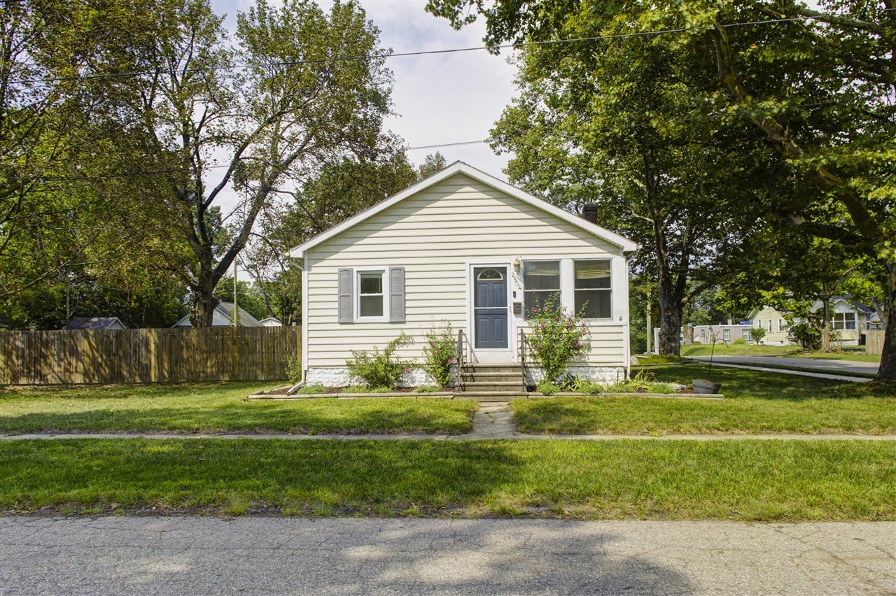 2504 Logan Avenue — photo