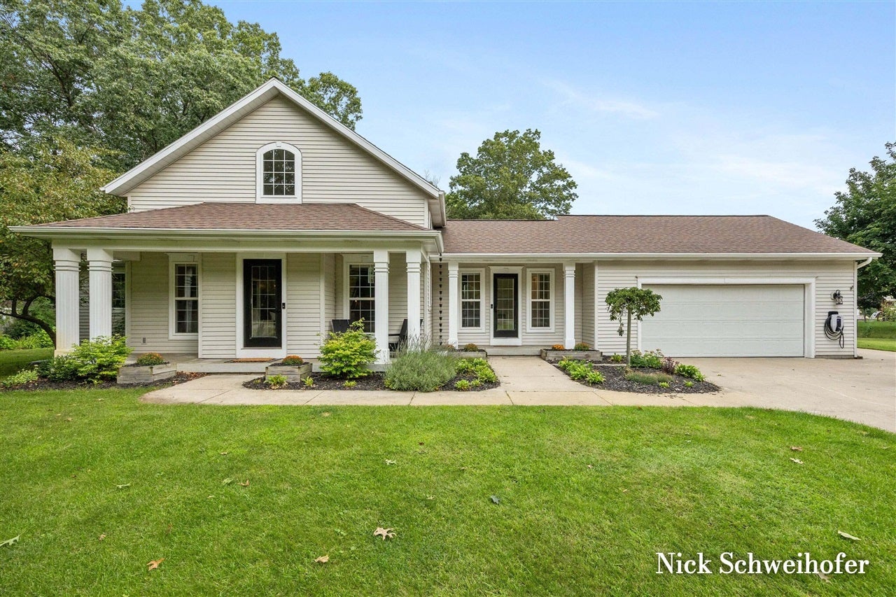 15141 Ferris Street — photo