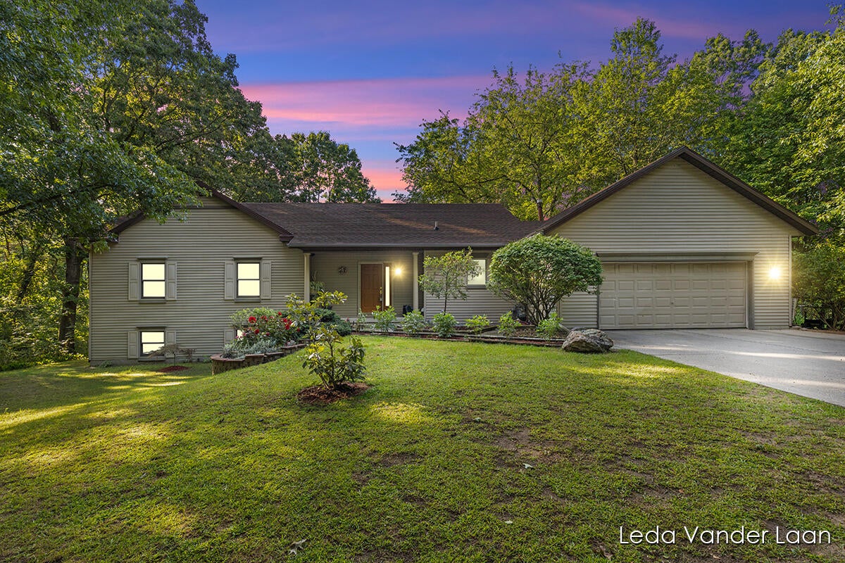9520 Hidden Bluff Drive — photo