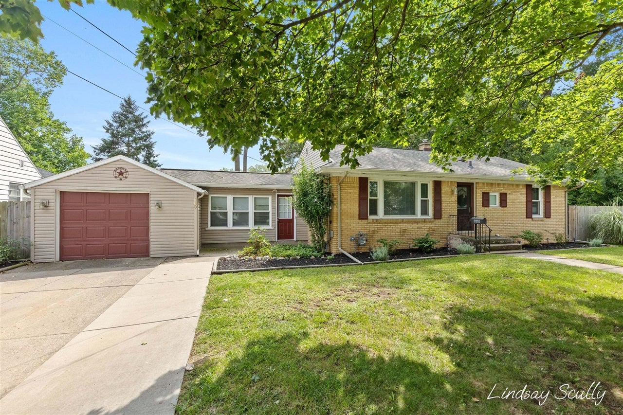 660 Everglade Drive — photo