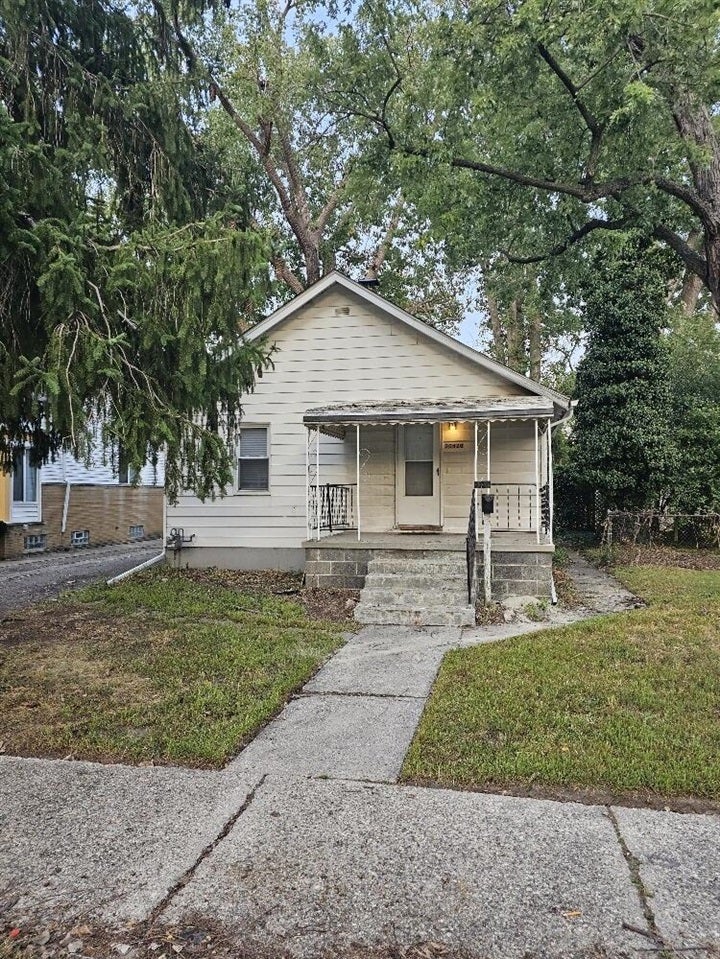 20426 Salem — photo