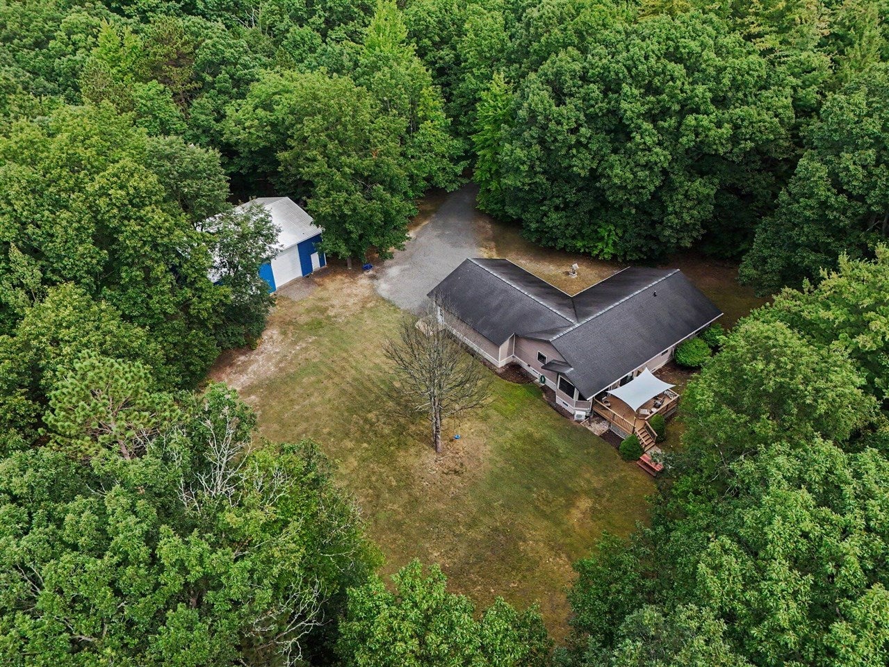 3823 N Sherman Road — photo