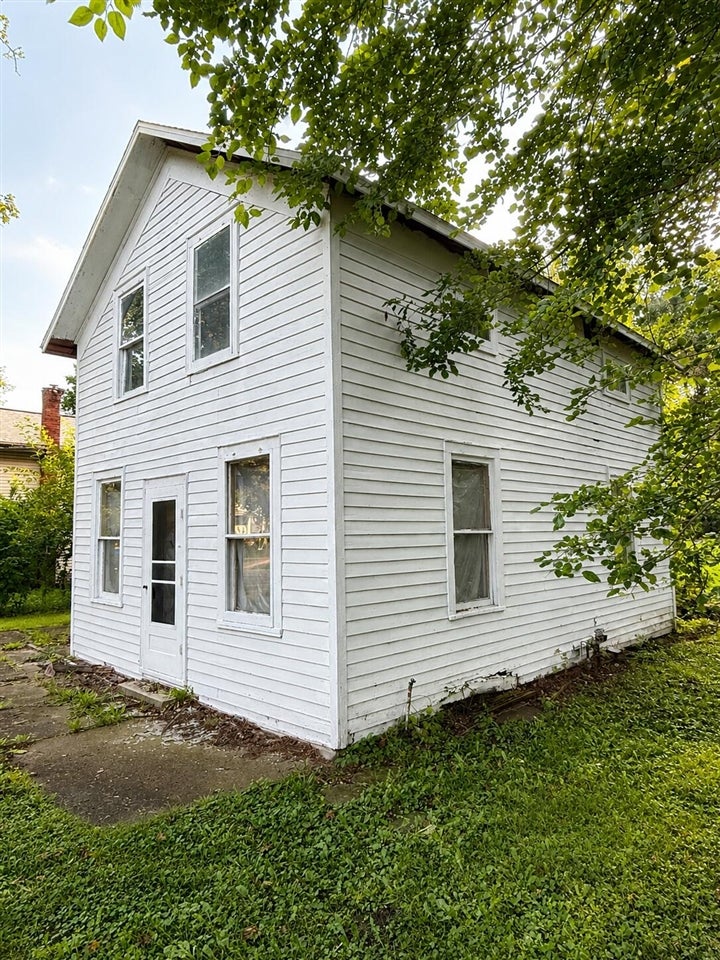 113 S Red Bud Trail — photo