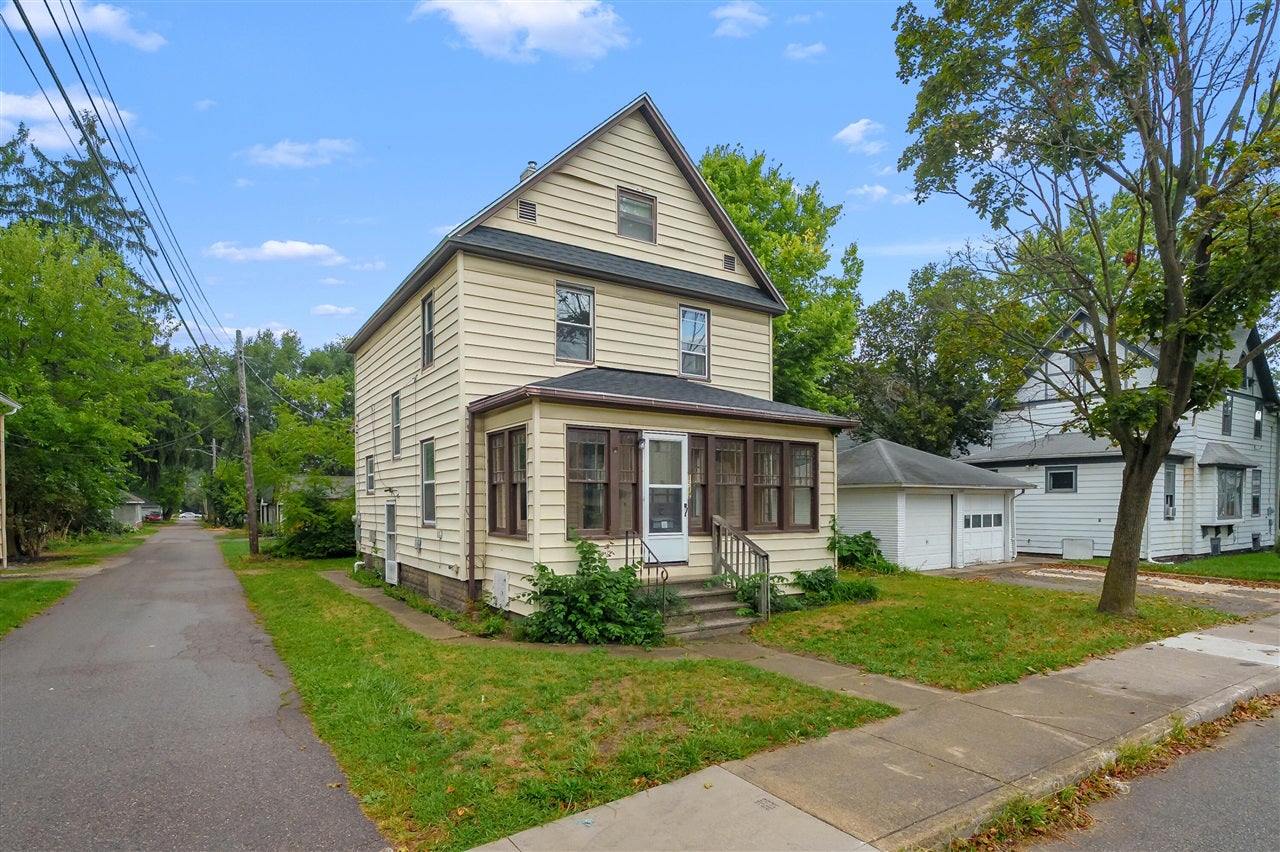 1512 Race Street — photo