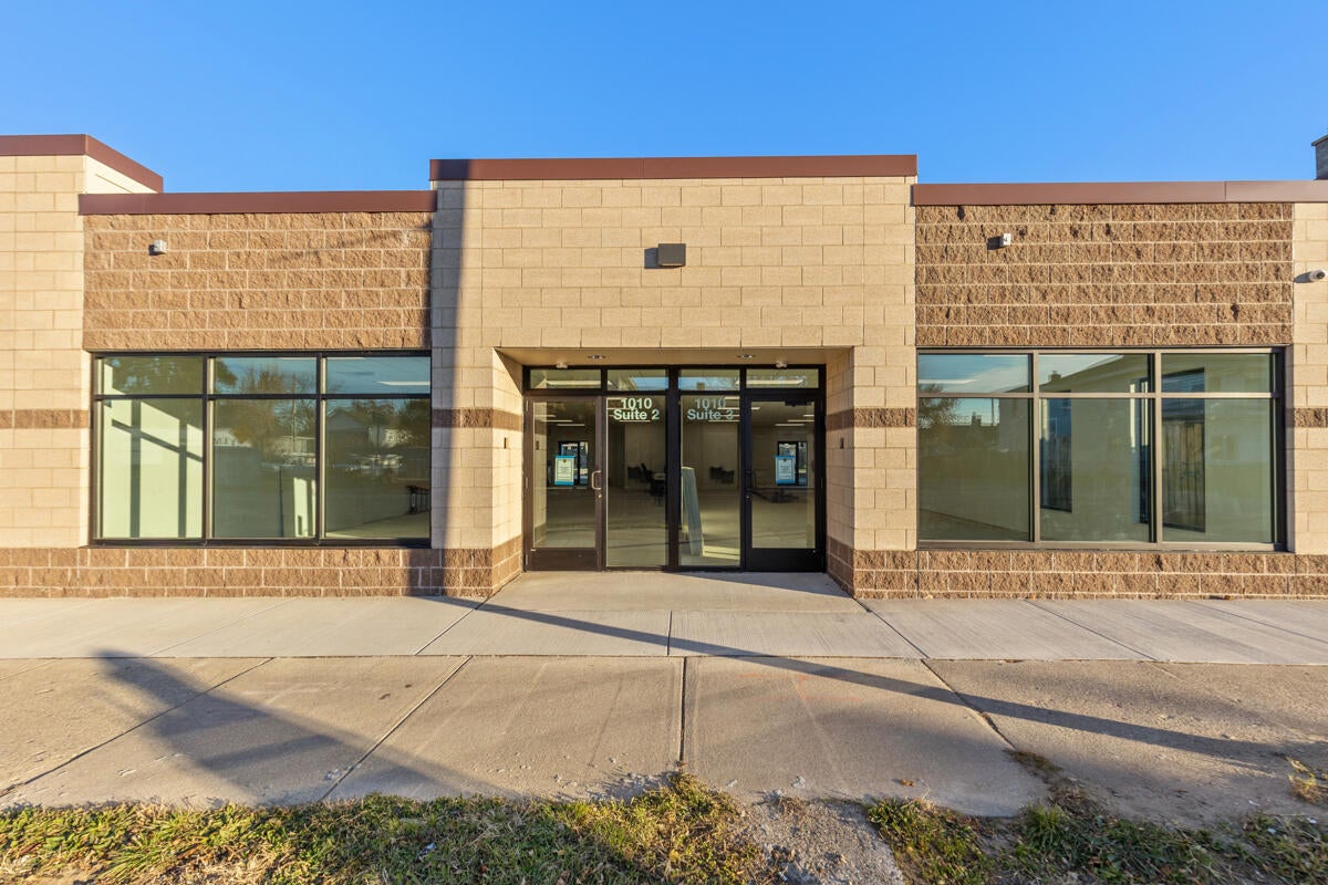 1010 Cesar E Chavez Avenue 3 — photo
