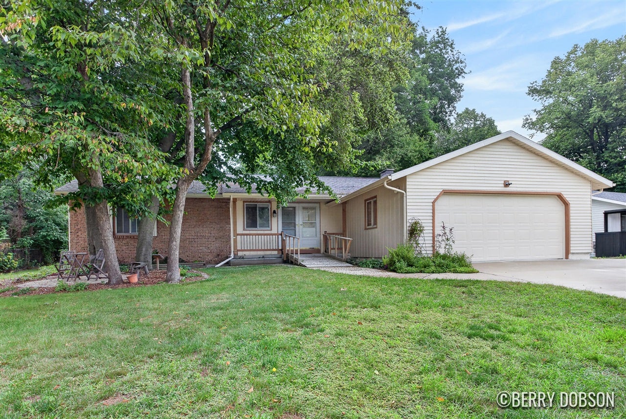2217 Highlander Drive — photo
