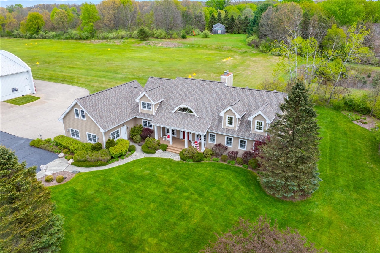 449 S Skyview Drive — photo